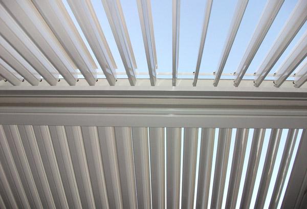 Outback-Sunroof1.jpg