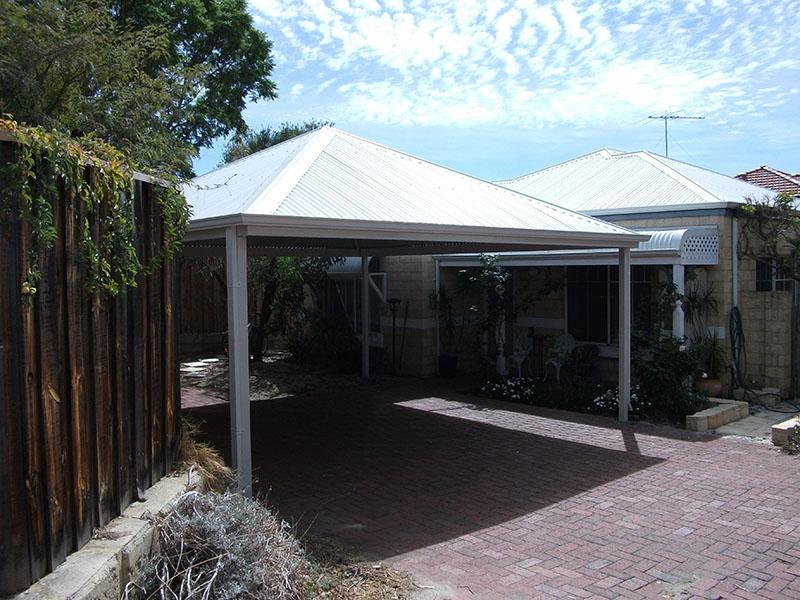 Homeline-Pyramid-freestanding-carport.jpg